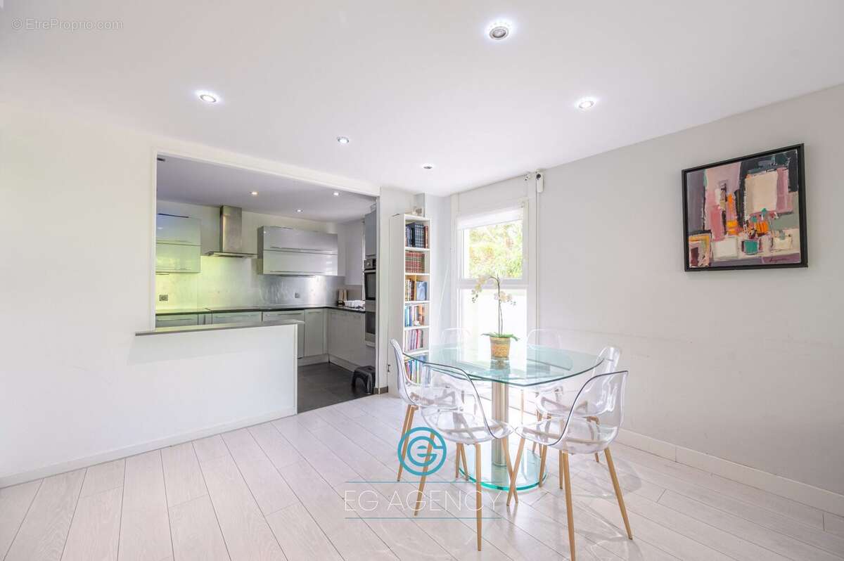 Appartement à MARSEILLE-10E