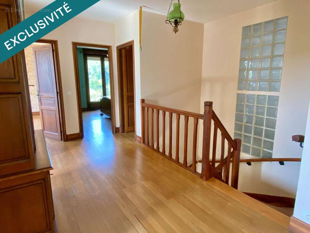 Maison 184 m² à Saint-Amans-Soult  - photo 7