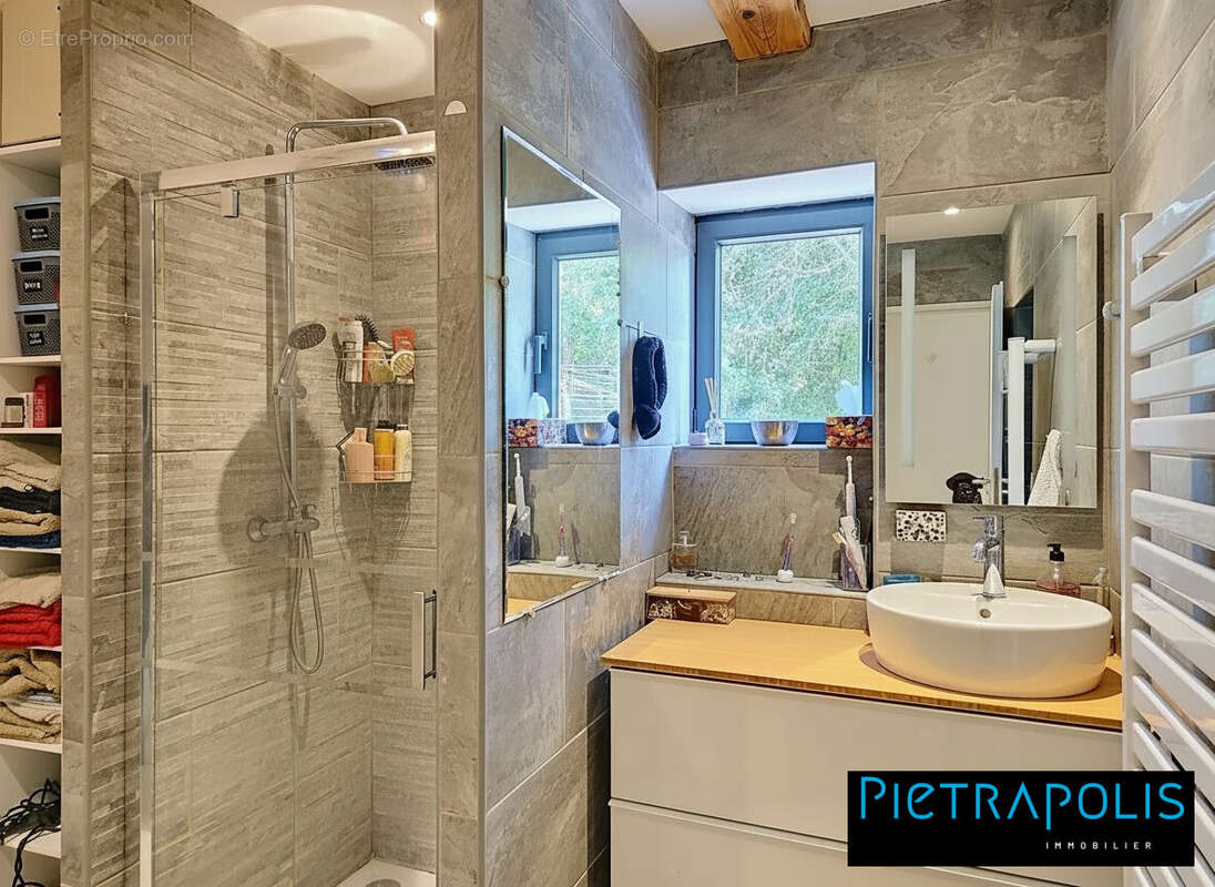 Maison 162 m² à Villeneuve  - photo 8