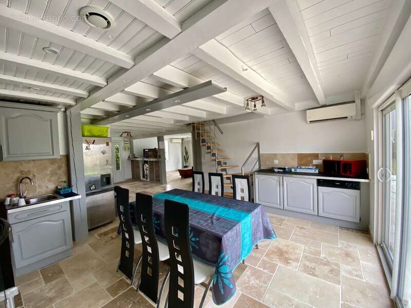Magnifique fermette renovee avec piscine et dependances sur terrain de 5000 m2 a ygos - photo 9