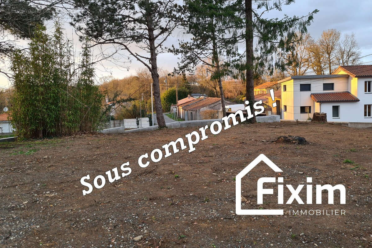 Terrain à LE PALLET