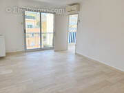 Appartement à VALLAURIS