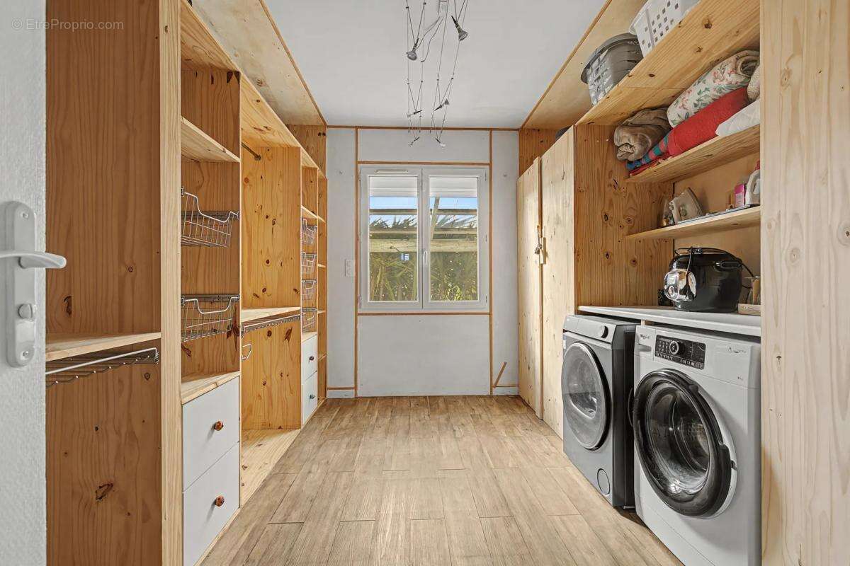 Maison à SAINT-GILLES