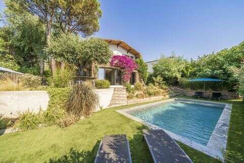 Maison 180 m² à Cavalaire-Sur-Mer  - photo 2