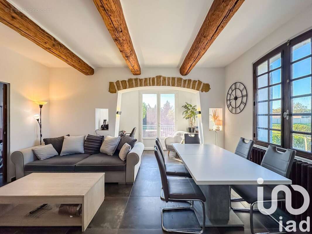 Photo 2 - Maison à COURTHEZON