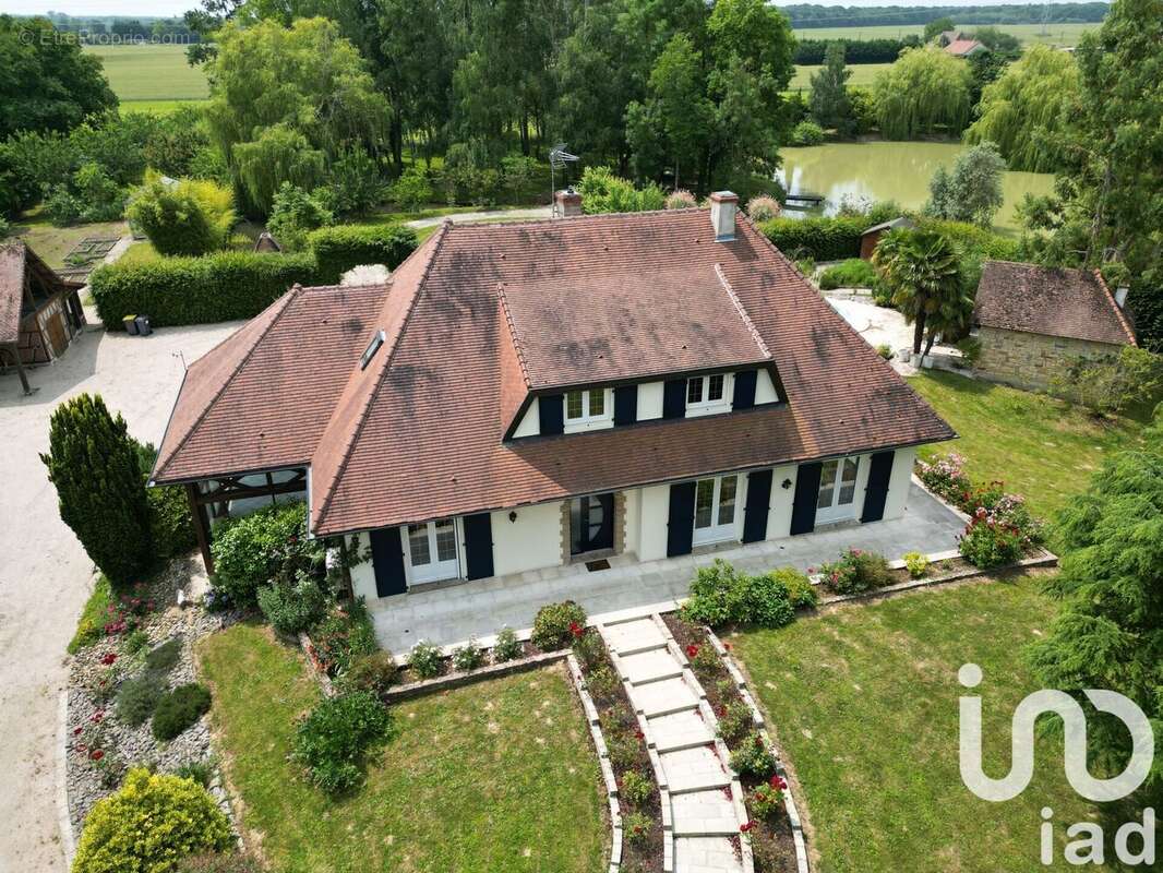 Photo 6 - Maison à MERVANS