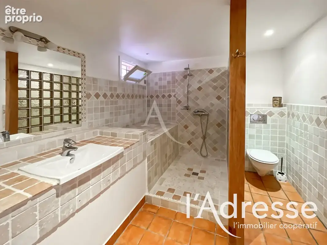 Maison La Cadière D'Azur - 6 pièces - 210 m2 - photo 17