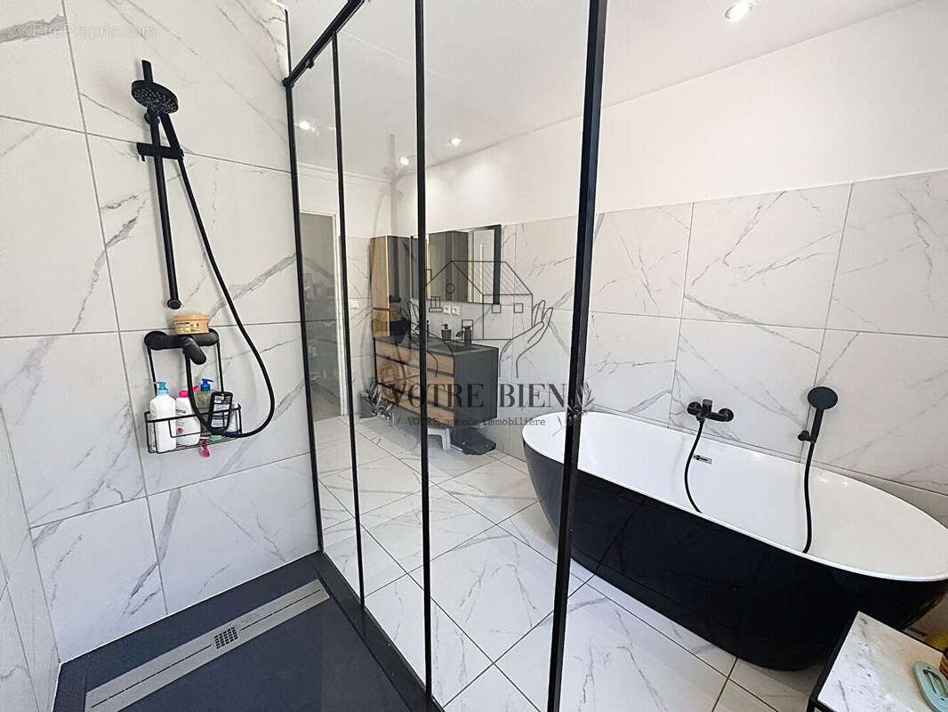 Appartement Manosque 4 pièce(s) 112.15 m2 - photo 7