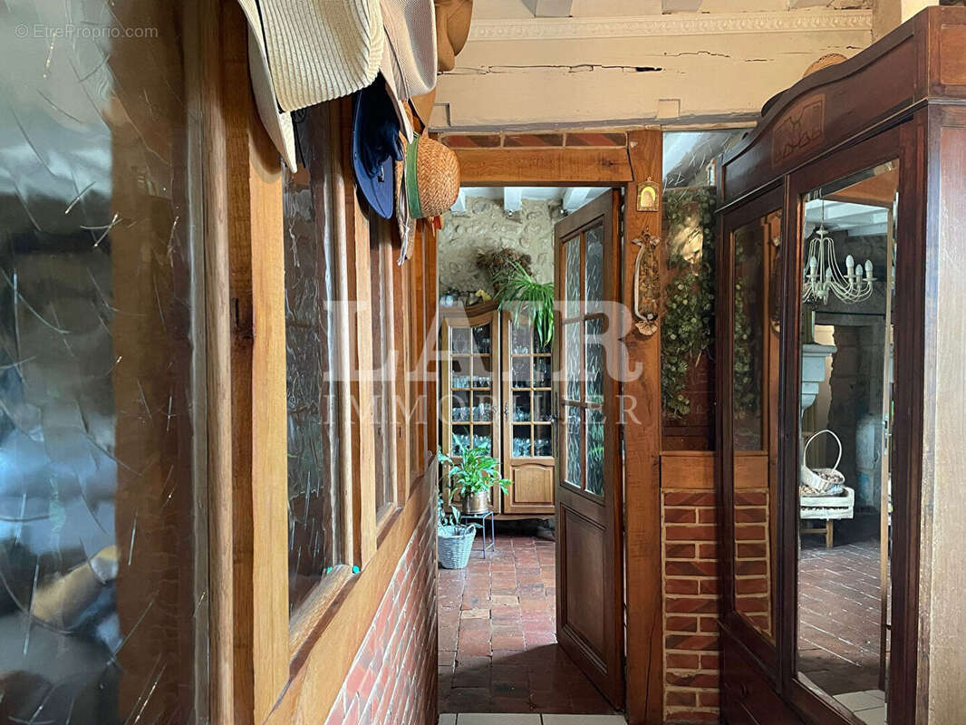 Maison à CONDE-SUR-HUISNE