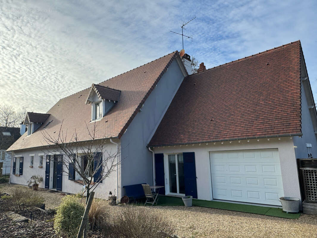 Maison à CHECY