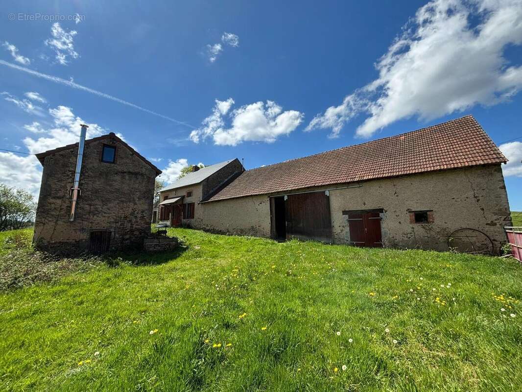 Photo 4 - Maison à LE MAYET-DE-MONTAGNE