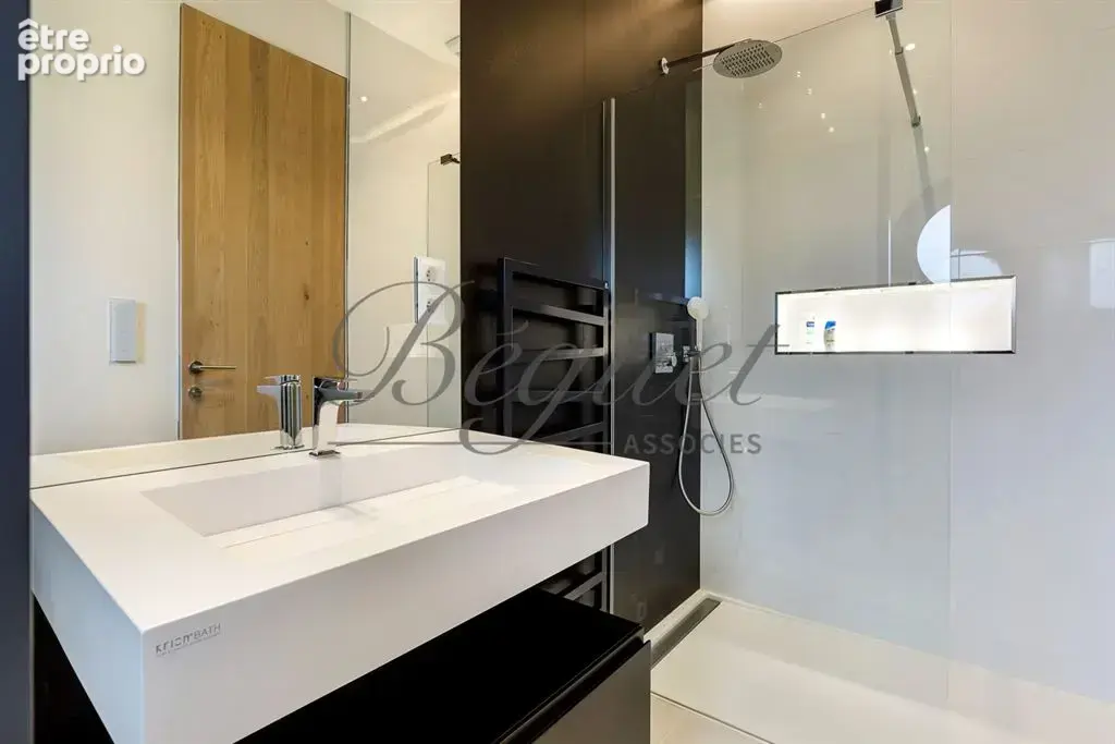 Vaucresson (92420) – Maison de 350 m², 5 chambres, terrain de 1 300 m² – près de Paris, Hauts-de-Seine, Île-de-France - photo 12