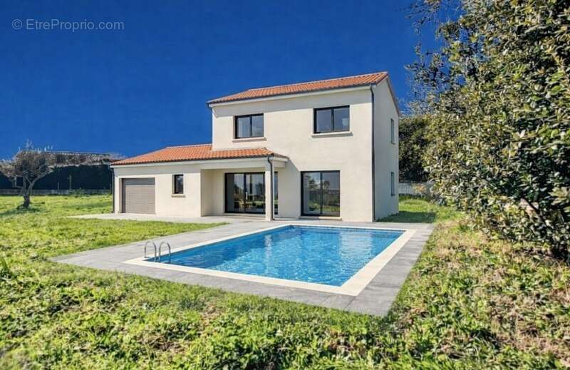 Terrain à POURRIERES