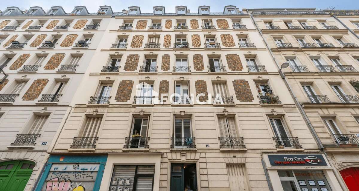 Appartement à PARIS-19E