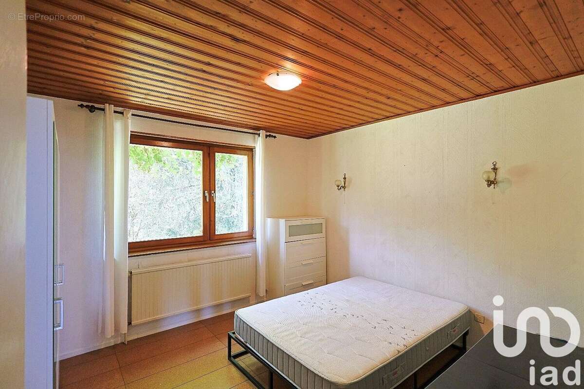 Maison 140 m² à Ernestviller  - photo 7
