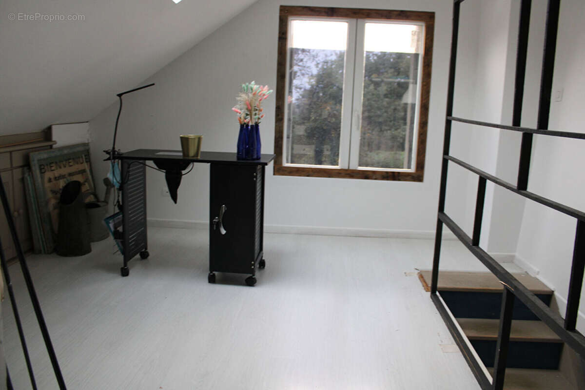 Maison à AVAILLES-SUR-SEICHE