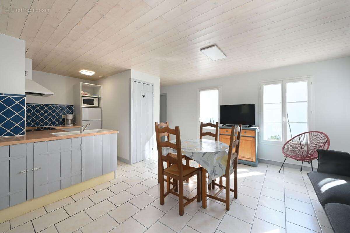 Maison à SAINTE-MARIE-DE-RE
