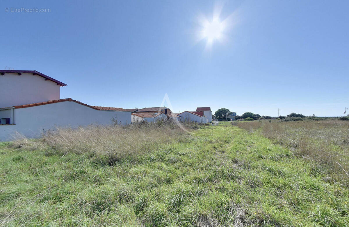 Terrain à CHATELAILLON-PLAGE