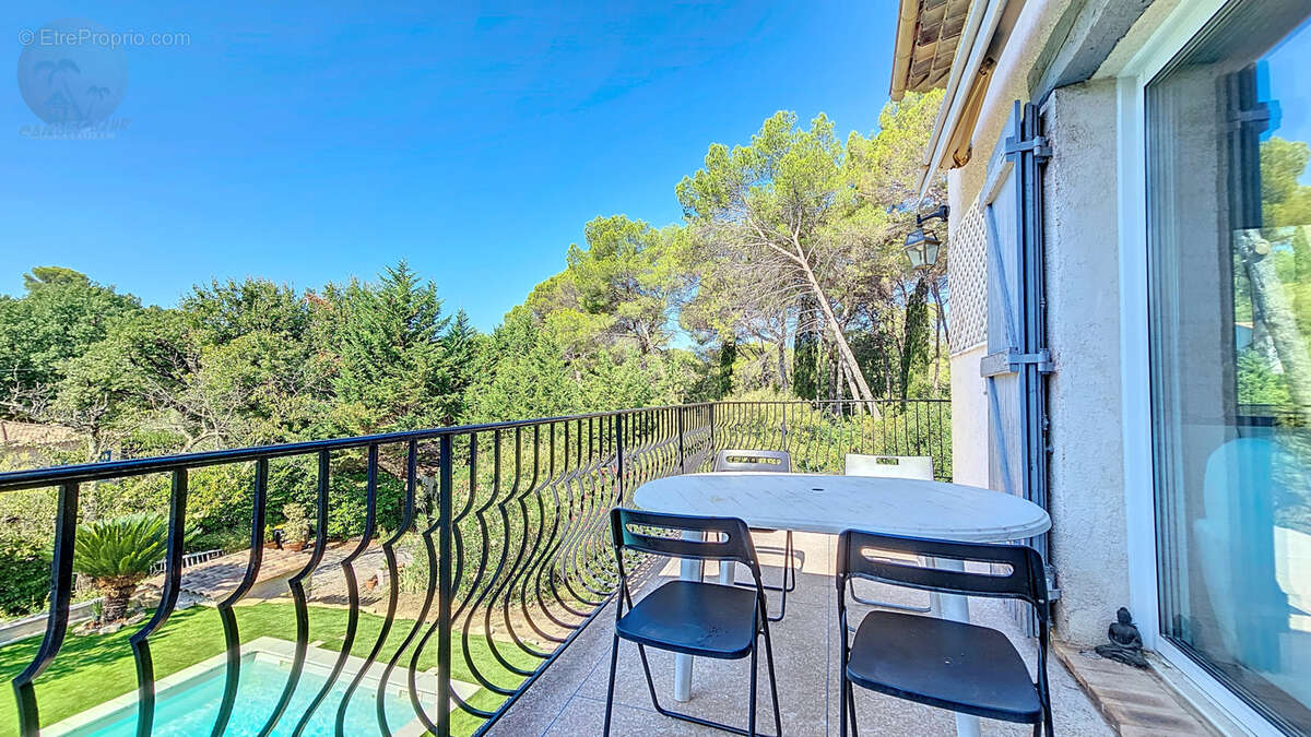 Maison à MOUANS-SARTOUX