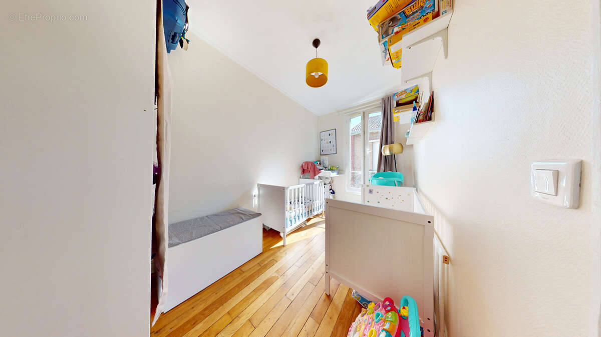 Appartement à COLOMBES