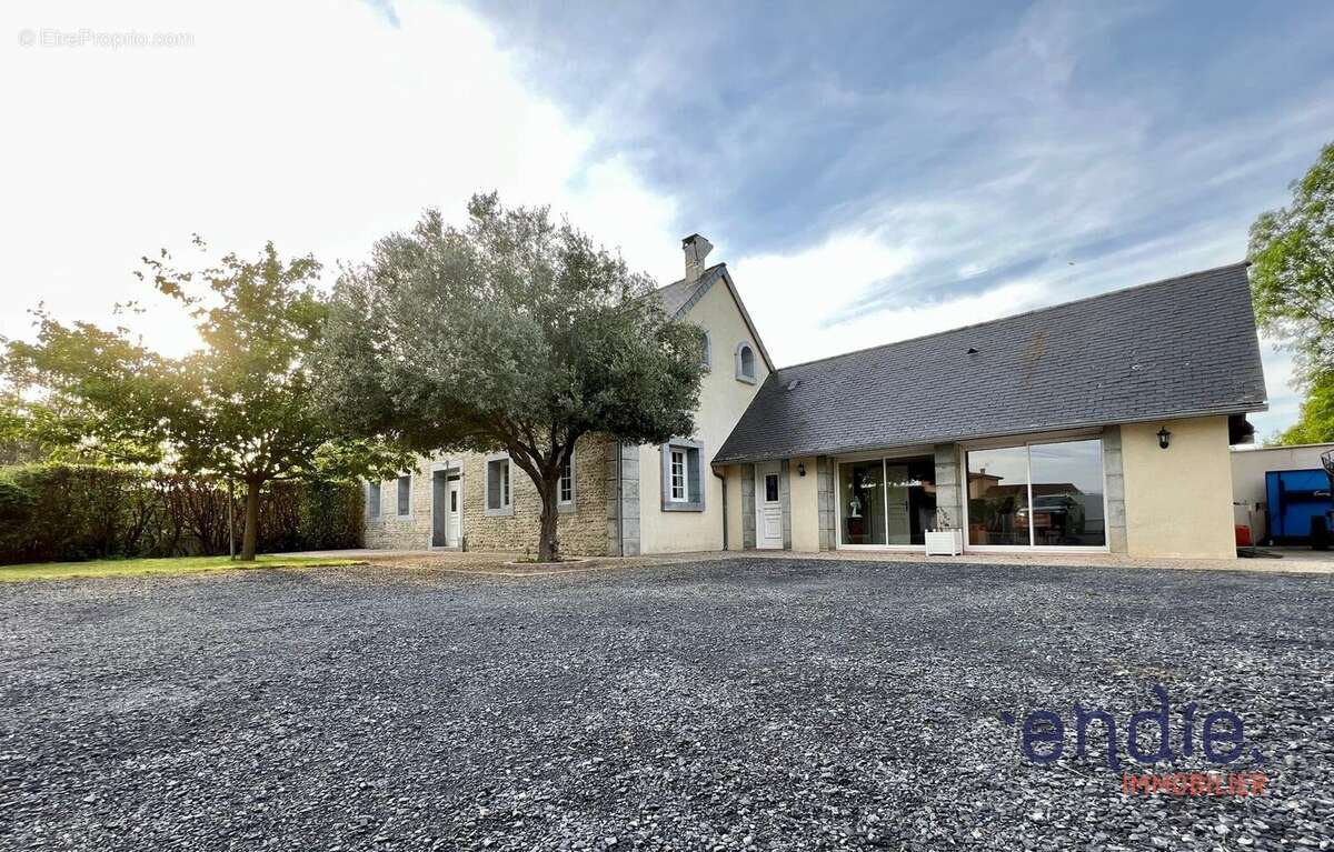 Maison à GAYAN