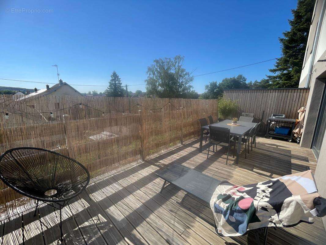 Sur les hauteurs de Chatenois les Forges, appartement de 120M2 avec terrasse et garage - photo 3