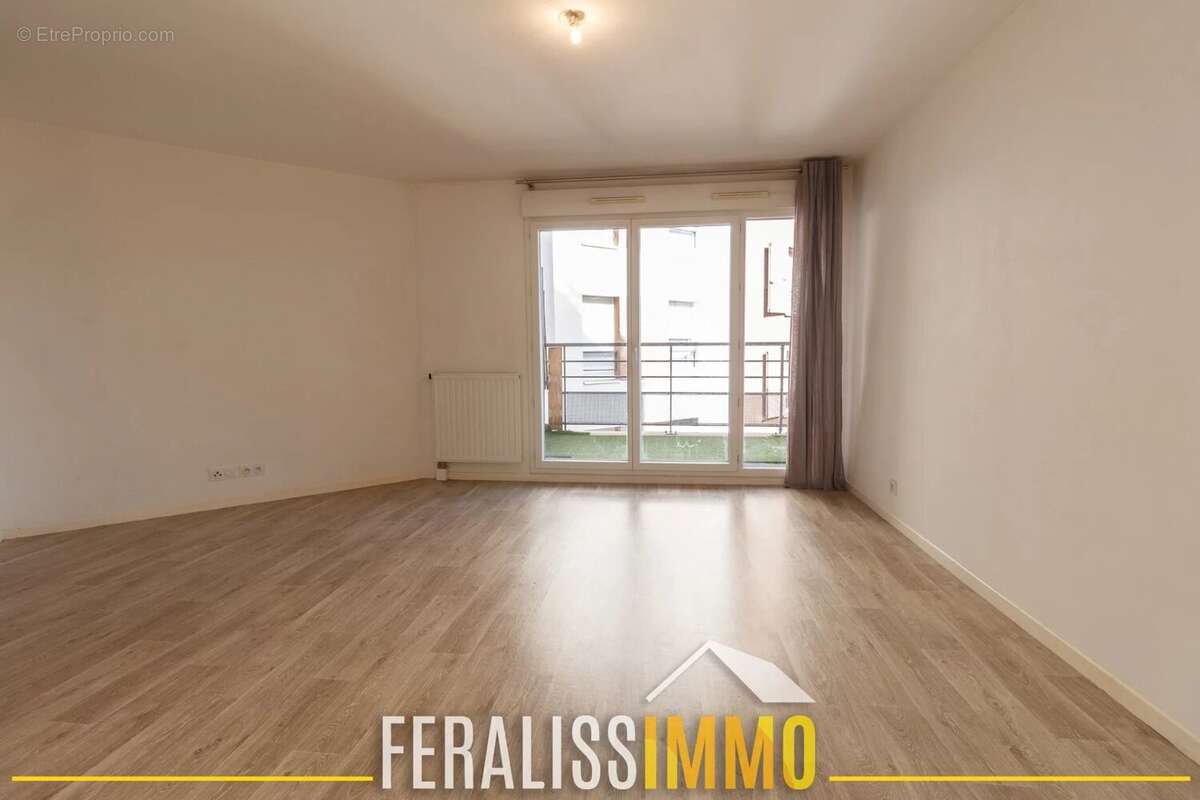 Appartement à ERAGNY