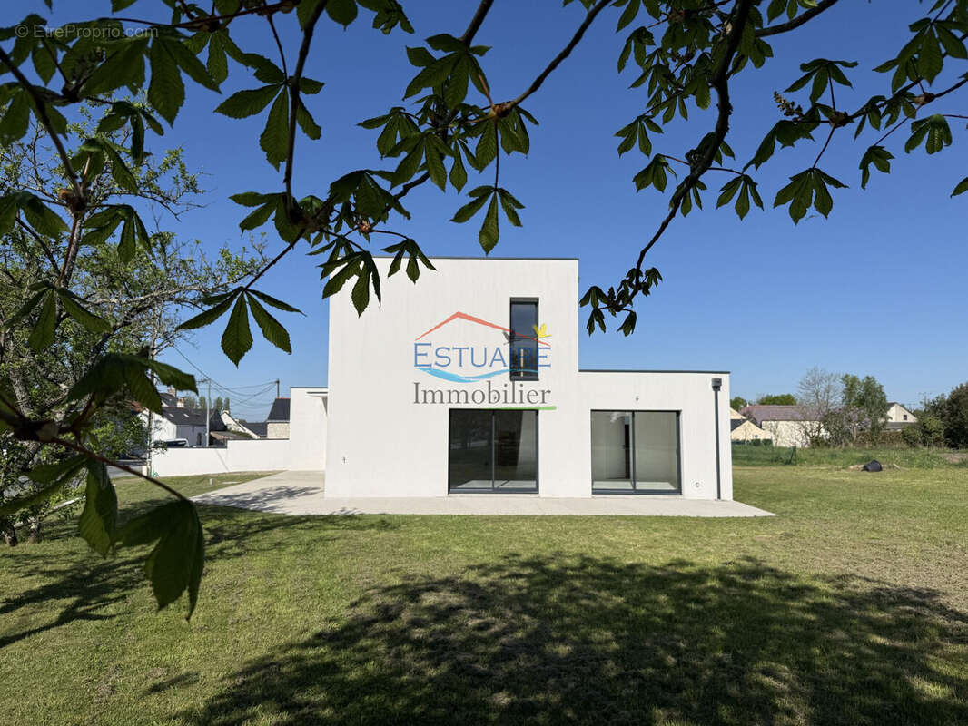 Maison à MALVILLE