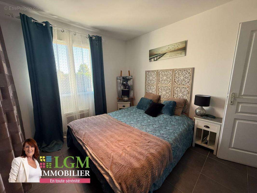 Maison à CHATEAUNEUF-LES-MARTIGUES