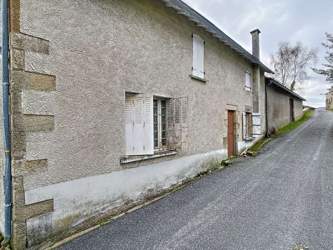 Propriété de caractère dans le Ségala - photo 17