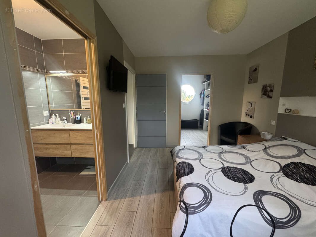 Maison à VERNEUIL-SUR-VIENNE