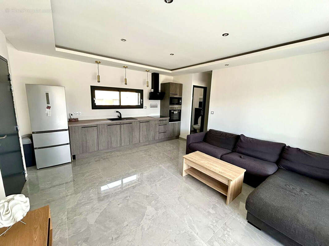 Appartement à SORGUES