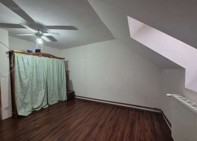 Maison à vendre 154 m² grange dépendances terrain 3400 m² 6 BONNAT (23) - photo 9