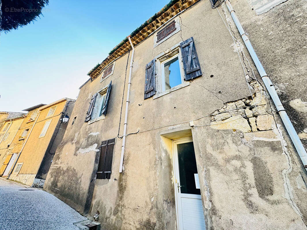 Appartement à PUISSALICON