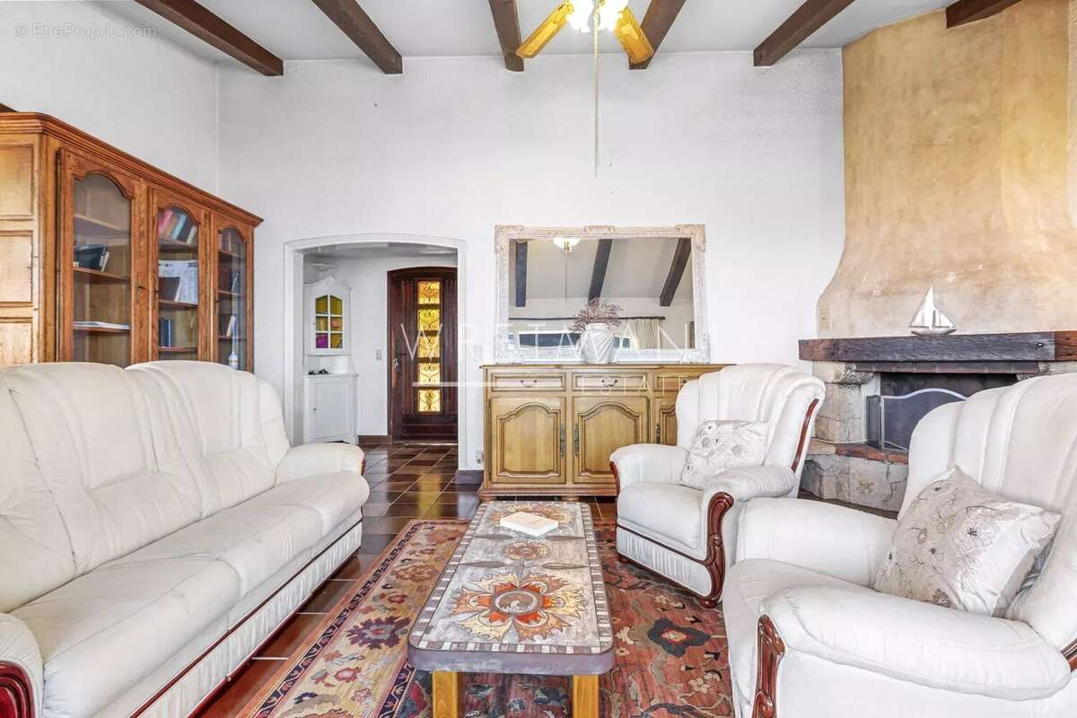 Maison à SAINT-RAPHAEL