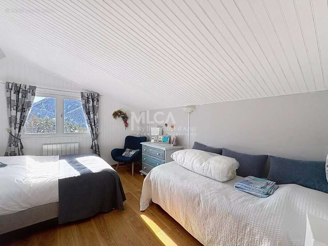 Appartement à SAINT-ETIENNE-DE-TINEE