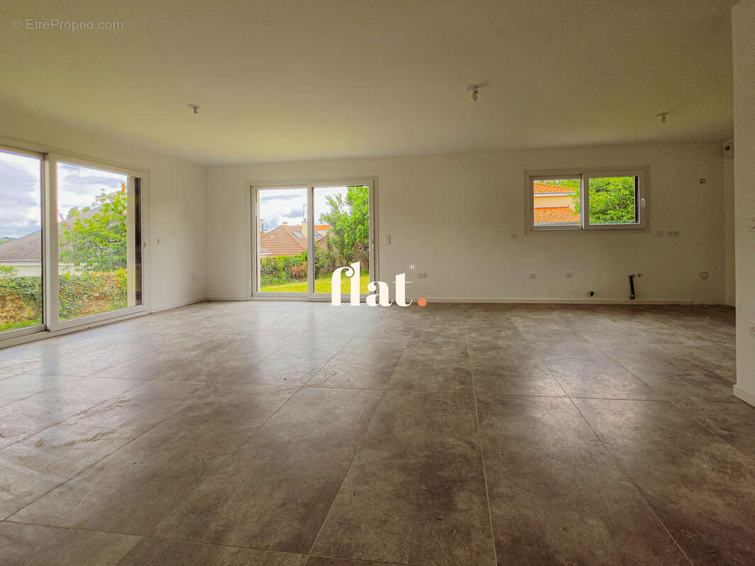Maison de ville  neuve 2026 145m2 /4 ch / garage/ jardin - photo 6