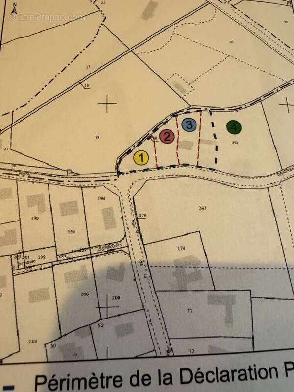 Terrain à SAINT-MARTIN-DU-VIVIER