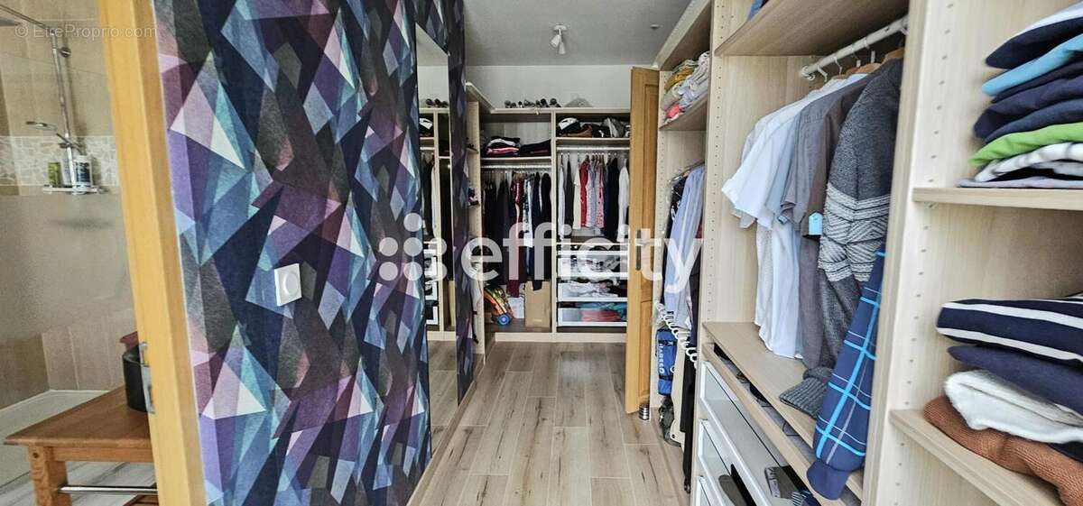 Maison 279 m² à Reffannes  - photo 15