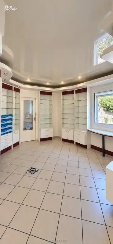 Cournon-d'auvergne, 135 m² de plain-pied, plusieurs usages possibles, habitation, commercial et/ou mixte - photo 10