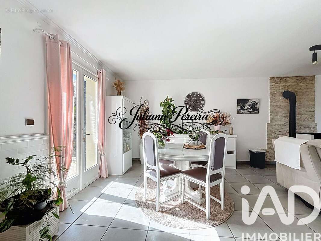 Photo 6 - Maison à MANTES-LA-VILLE