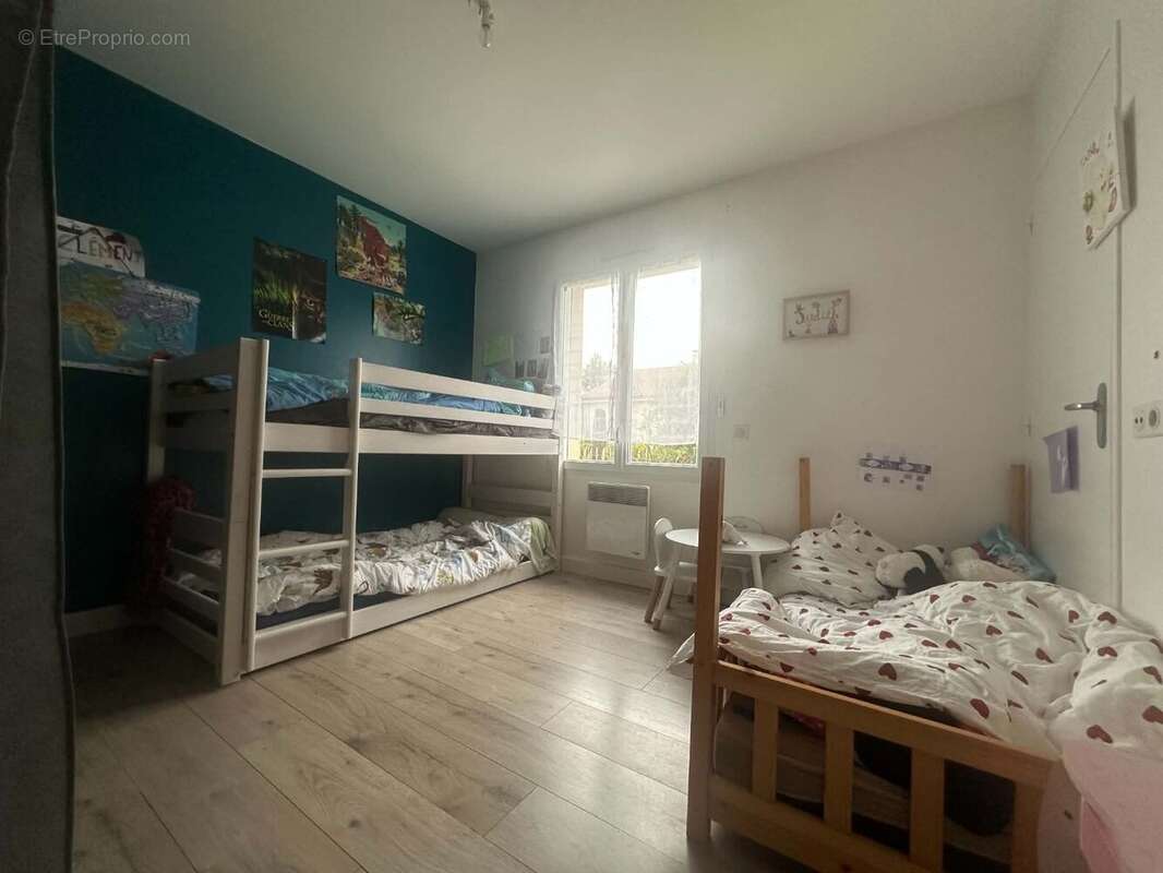 Maison de plain-pied de 87 m²  La Tourlandry (49120) - photo 5