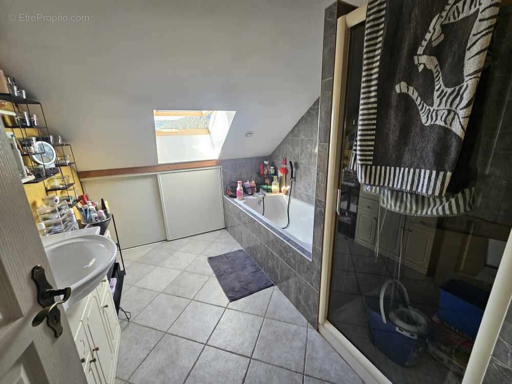 Appartement à BRUYERES