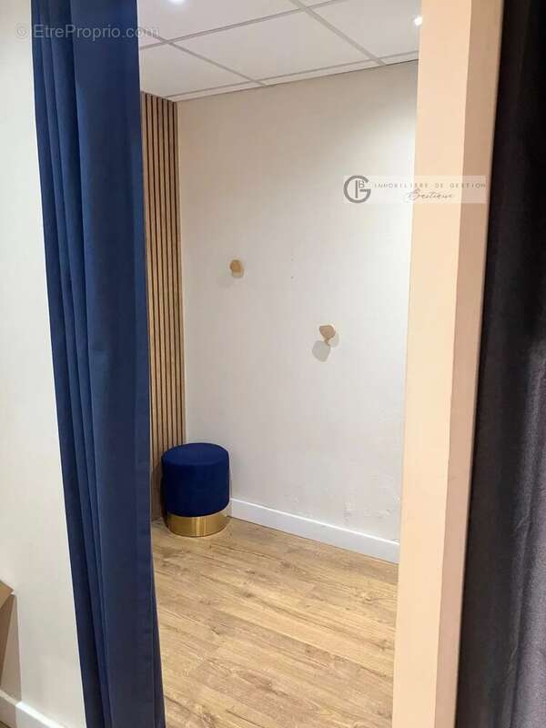 Commerce à SAN-MARTINO-DI-LOTA