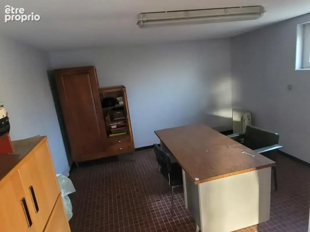 Maison de bourg 3 Chs, 1 Bureau, sur sous-sol complet, cave - photo 10