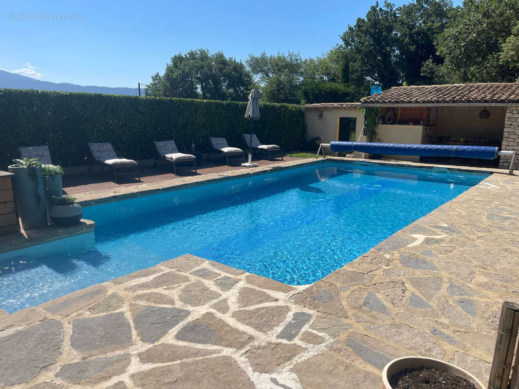 Maison à VAISON-LA-ROMAINE