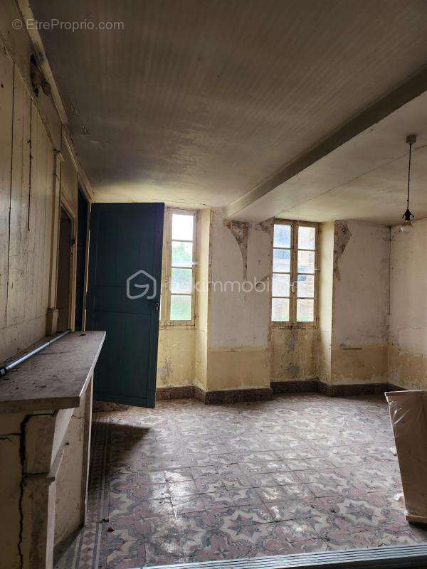 Maison à SAINT-FLORENTIN