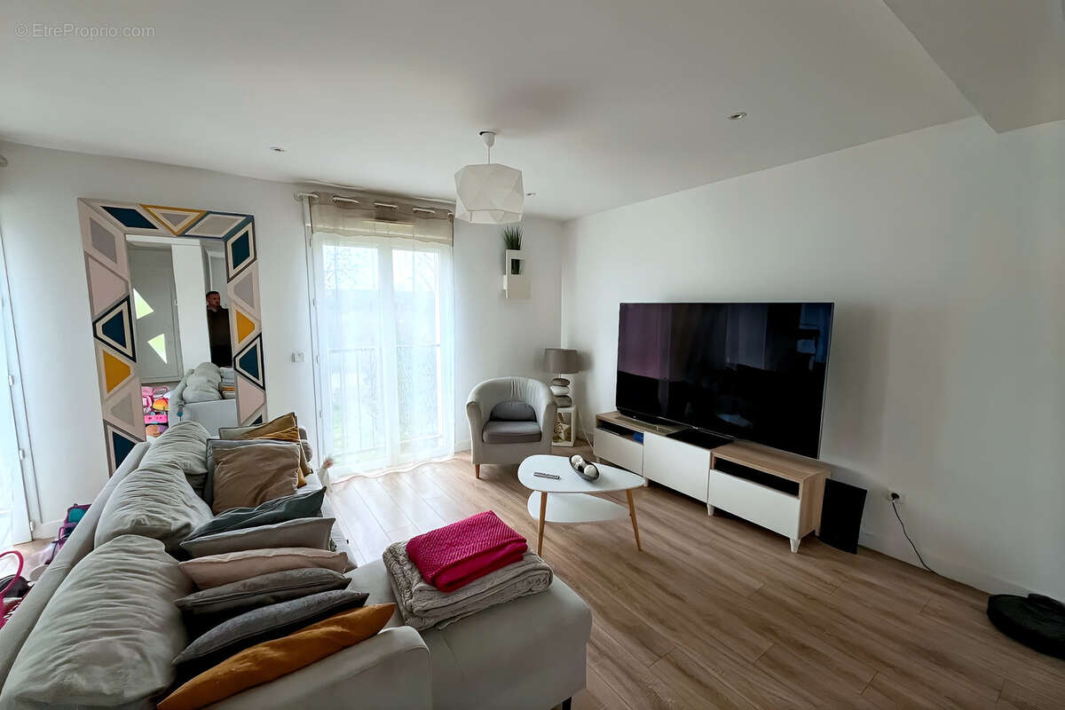 Maison à QUINCY-VOISINS