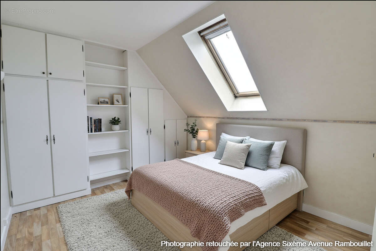 Maison à LE PERRAY-EN-YVELINES