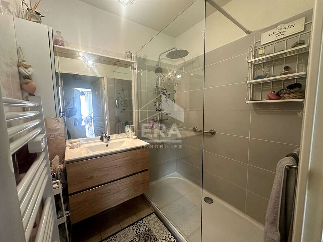 Appartement à SAINT-MAXIMIN-LA-SAINTE-BAUME